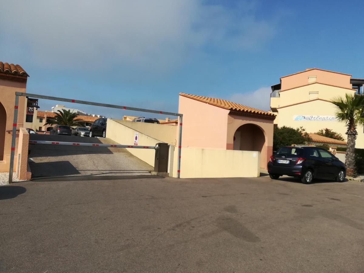 Le Victoria's Beach Barcares: Beachfront Comfort with Private Parking Le Barcares Exterior photo
